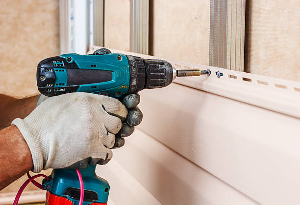 Affordable siding repair and maintenance services in Newington, VA